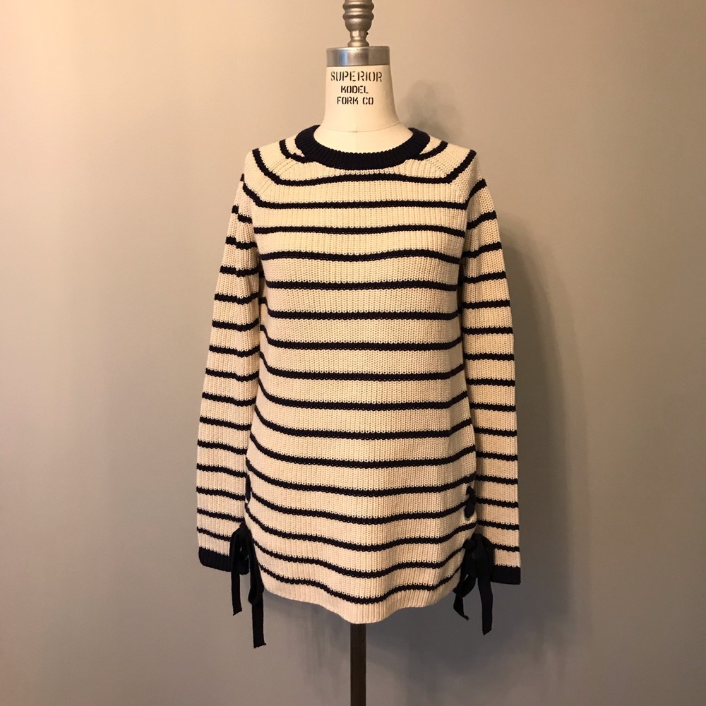 Cozy Sweater - LIKE NEW